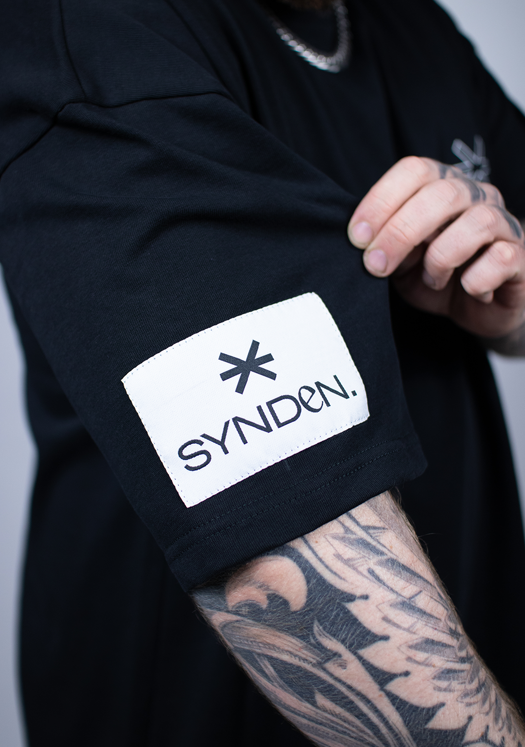 SYNDEN OVERSIZED TEE UNISEX
