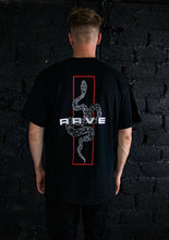 Laden Sie das Bild in den Galerie-Viewer, RAVE OVERSIZED TEE UNISEX - LIMITED EDITION