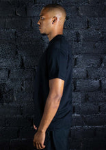 Laden Sie das Bild in den Galerie-Viewer, SIRO OVERSIZED TEE UNISEX